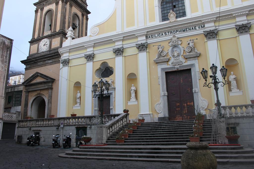 Eden Holiday Minori Zewnętrze zdjęcie