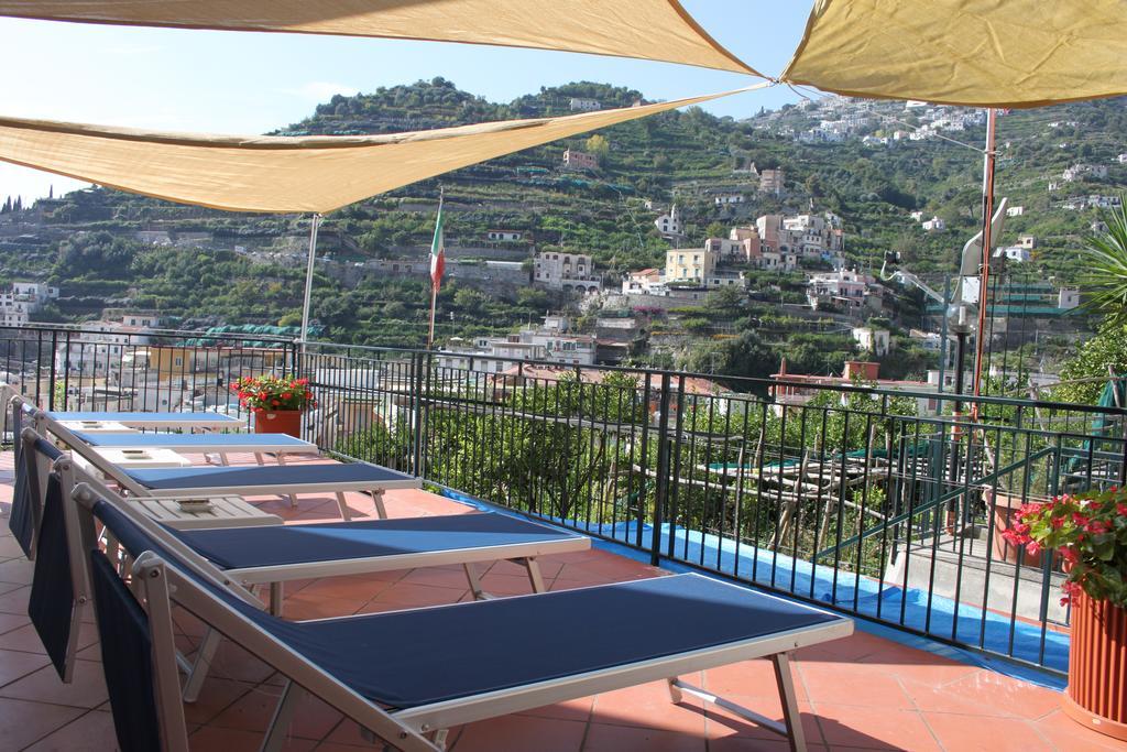 Eden Holiday Minori Zewnętrze zdjęcie