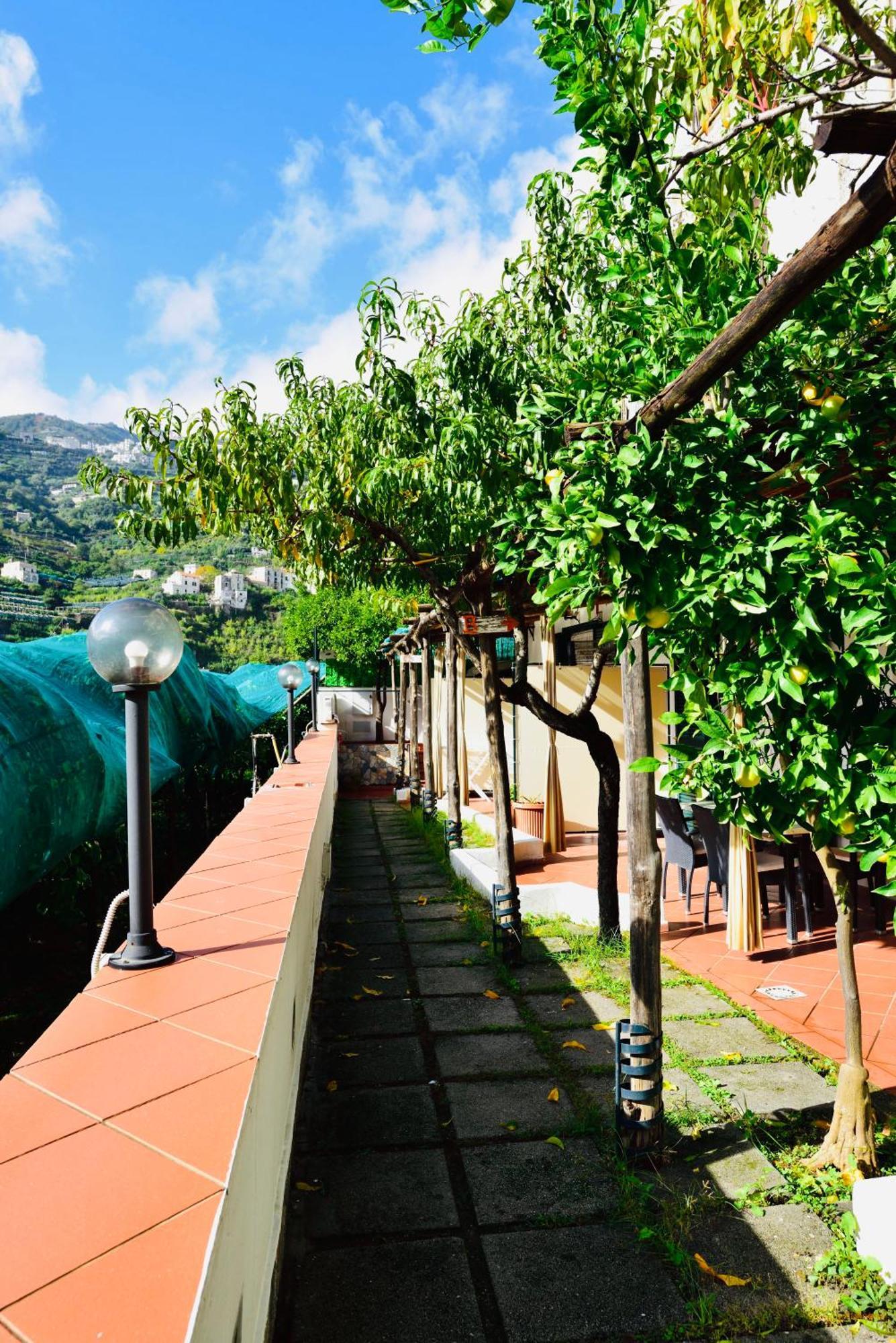 Eden Holiday Minori Zewnętrze zdjęcie